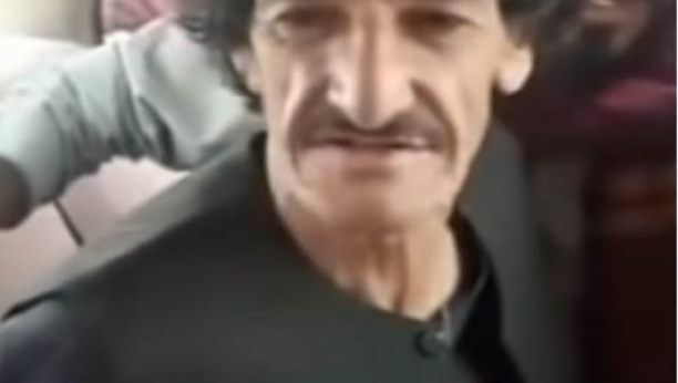 OBJAVLJEN SNIMAK POGUBLJENJA KOMIČARA Ovako su se Talibani osvetili čoveku koji im se smejao u lice do samog kraja života!(VIDEO)