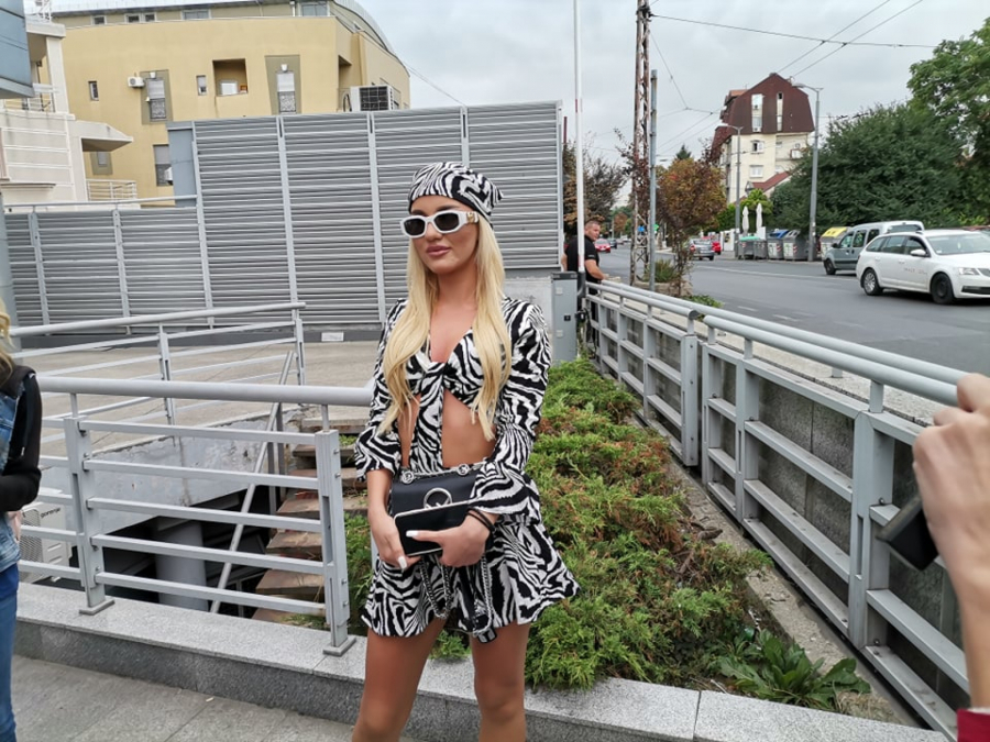 NATALIJA JE PRVA IZBAČENA IZ ZADRUGE Nudili joj novac da rasturi brak Novaku Đokoviću, htela da otkrije detalje afere, a sad je ispala!