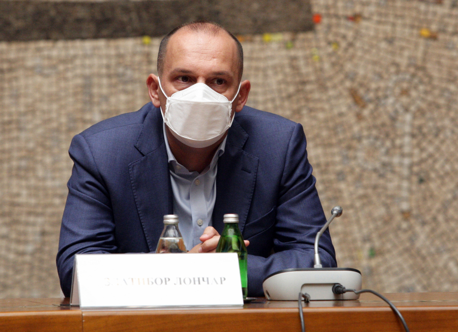 MINISTAR LONČAR SAOPŠTIO DOBRE VESTI Stiže nam novi lek protiv kovida, smanjuje rizik od hospitalizacije i smrti za 89 odsto