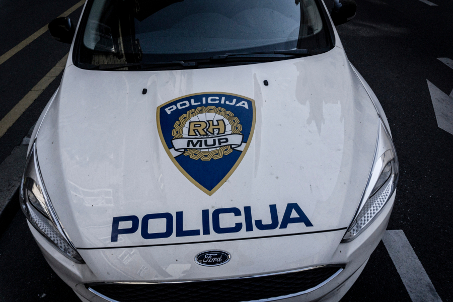 DOKAZ TORTURE HRVATSKE POLICIJE NAD MIGRANTIMA  Procurio službeni dokument o iživljavanju na granici