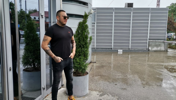 MORAO SAM DA PLATIM, USLOVNA JE U PITANJU... Ispovest Filipa Cara o pljački, burnoj prošlosti i roditeljima, spomenuo oca, šokirao izjavom