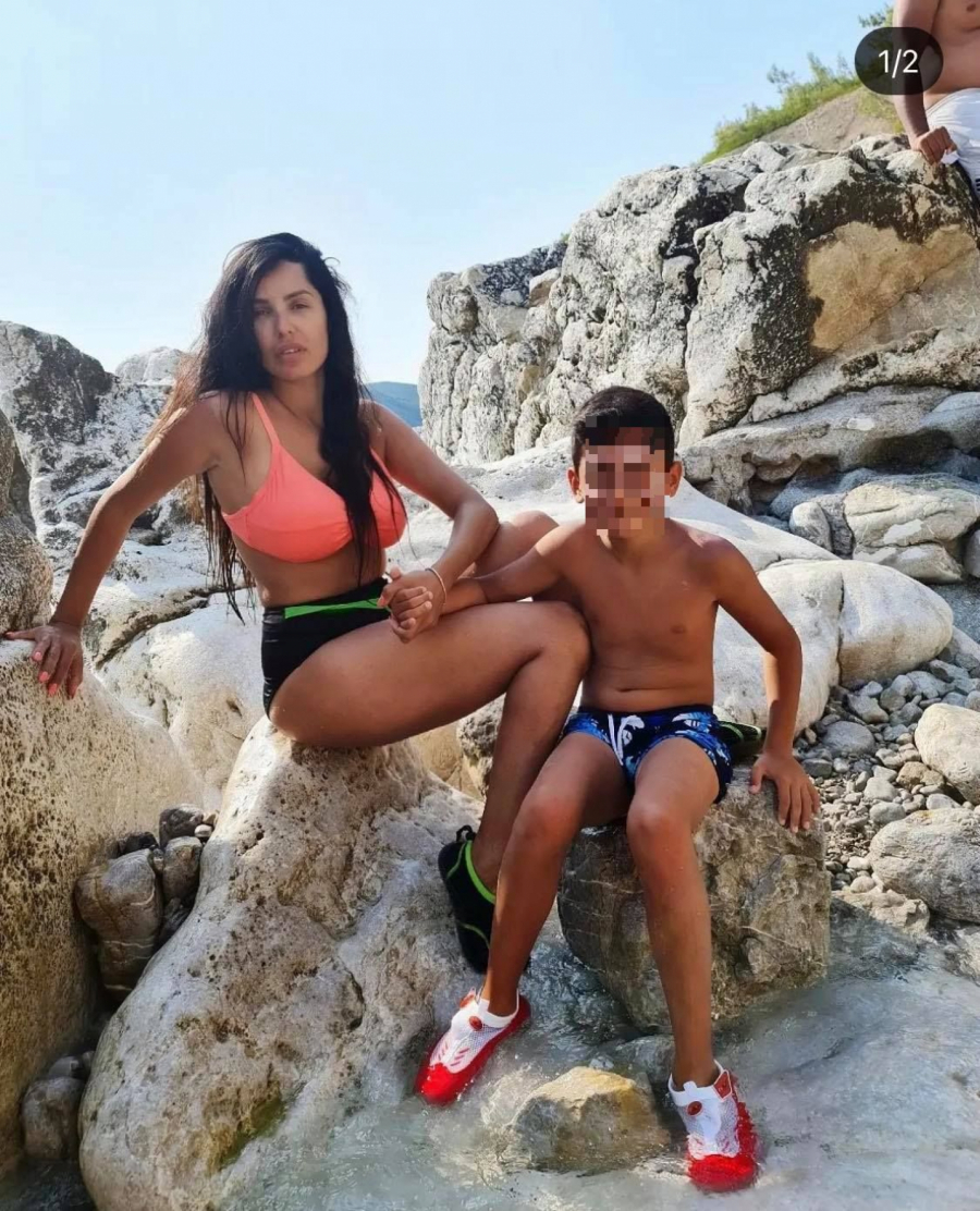 TANJA SAVIĆ ODVELA DECU NA NAPUŠTENU PLAŽU Pevačica krije gde letuje, strahuje od supruga?!