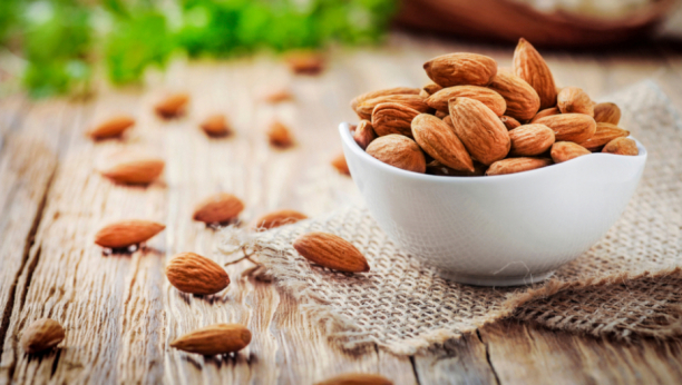 NE SADRŽI GLUTEN, ČUVA SRCE I UMANJUJE HOLESTEROL Bademovo brašno je izvor zdravlja