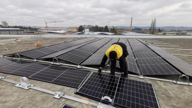 DA LI SU SOLARNI PAENLI EFIKASNI ZIMI Kako da uštedite struju i tokom ledenih dana