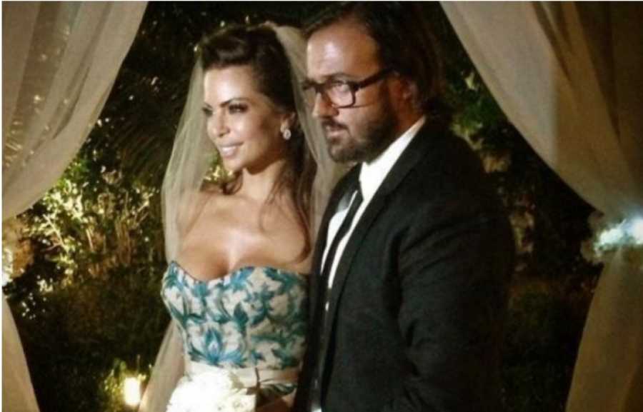 LJUBAV NIKOLINE I VIDOJA KAO IZ BAJKE Zaprosio je prstenom od 15.000 evra, a za venčanje u Monte Karu dao 400.000 evra