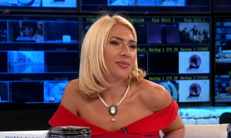 PRVO JUTRO I ODMAH SVE ŠOKIRALA IZJAVOM Jovana Jeremić ubeđivala gosta da je ona vanzemaljac!