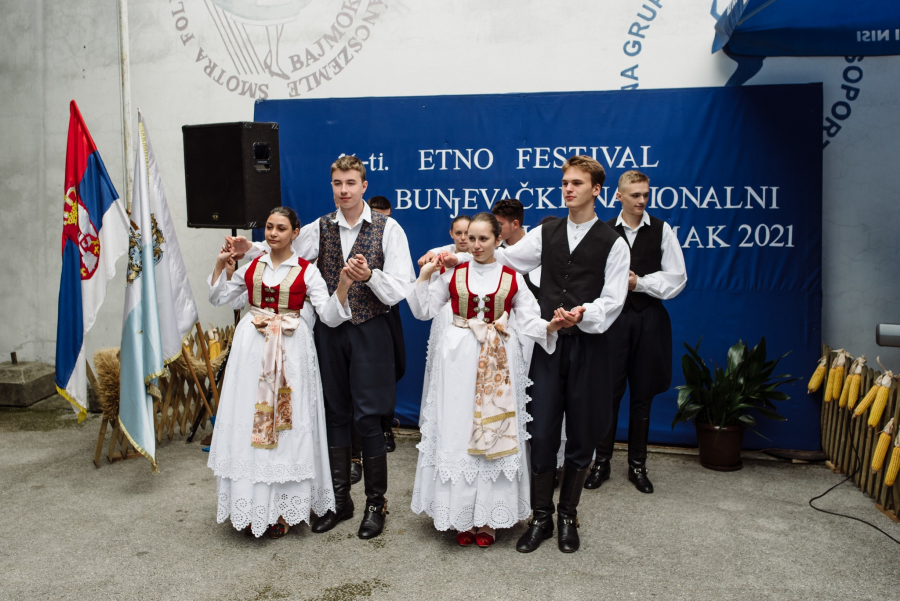 OTVOREN FESTIVAL BUNJEVAČKI ILA Gradonačelnik Bakić na tradicionalnoj svečanosti!