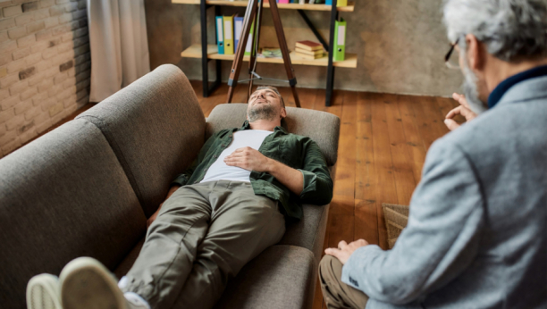 NE NASEDAJTE NA PRIČE LAŽNIH PSIHOLOGA Stručnjaci objasnili kako ih prepoznati, ali i koliko se čeka na termin