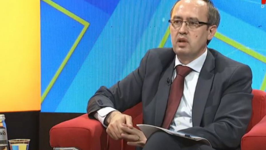 HOTI UDARIO NA KURTIJA Situacija na Kosovu loša, a Aljbin ćuti! Zašto?