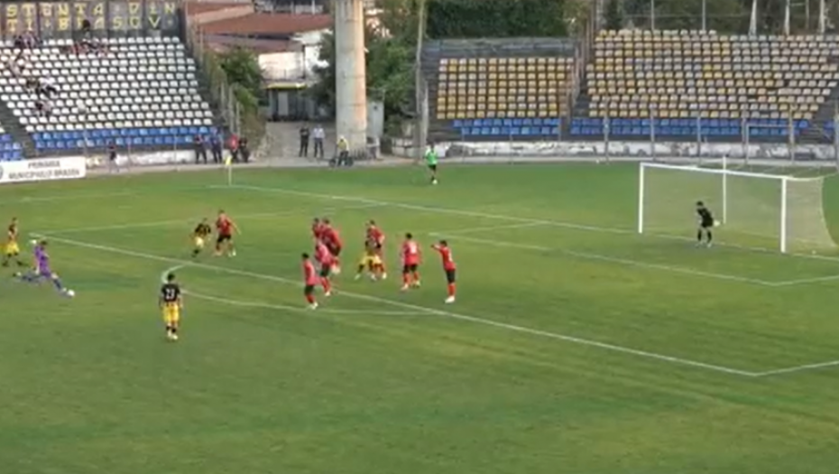 NAJLUĐI KOMENTATORI! Golman dao gol iz slobodnog udarca za pobedu u derbiju, a onda je nastala ludnica! (VIDEO)