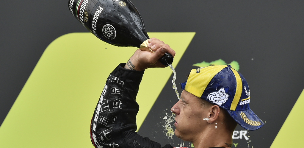 FRANCUZ GAZI KA TITULI! Kvartararo najbrži u Britaniji za petu pobedu u sezoni!