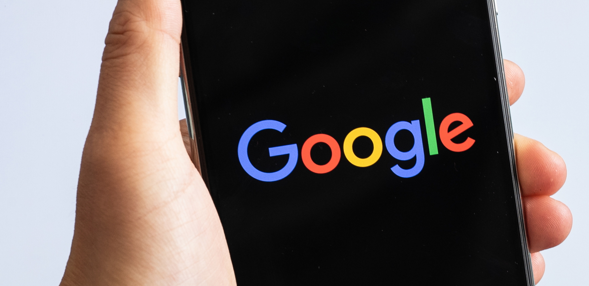 Istraga razotkrila Gugl! Američki gigant moraće da plati više stotina miliona dolara korisnicima