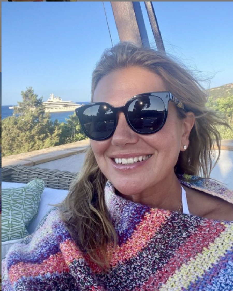 BILA JE ZAŠTITNO LICE RTS-A, UPECALA BIZNISMENA I ODJEDNOM NESTALA Evo kako danas izgleda i šta radi Branka Nevistić! (FOTO)