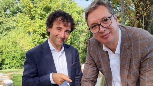 EMOTIVNI DOČEK ZA VUČIĆA Predsednika dočekala nesvakidašnja poruka u restoranu Dvorac Zemono