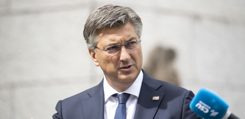 PLENKOVIĆ: Ovo je državni udar!