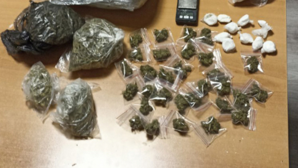 DEČAK PRODAVAO DROGU U SURDULICI Policija u njegovom stanu našla marihuanu!