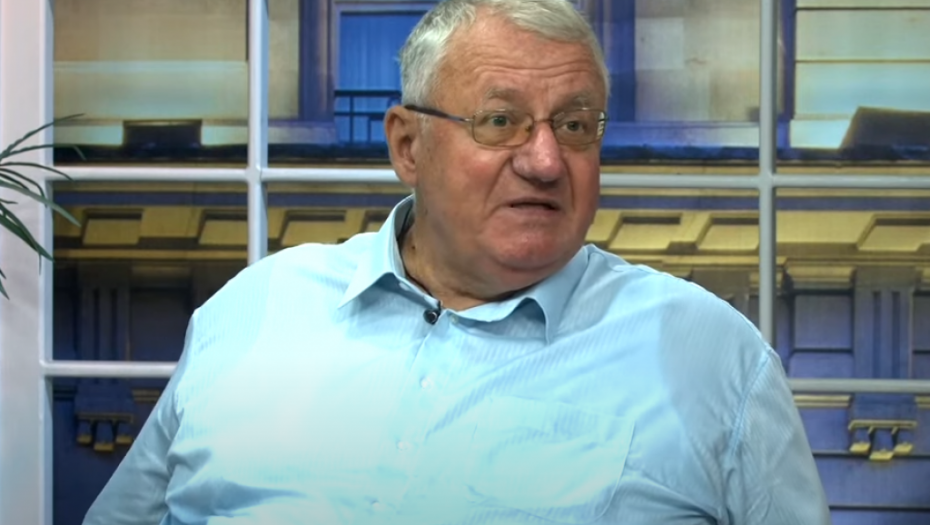 ŠEŠELJ IZNEO SVE NA STO, SAD JE SVE JASNO Izdajnik srpskog roda dobio milione od Šiptara, muslimana i Mila Đukanovića!