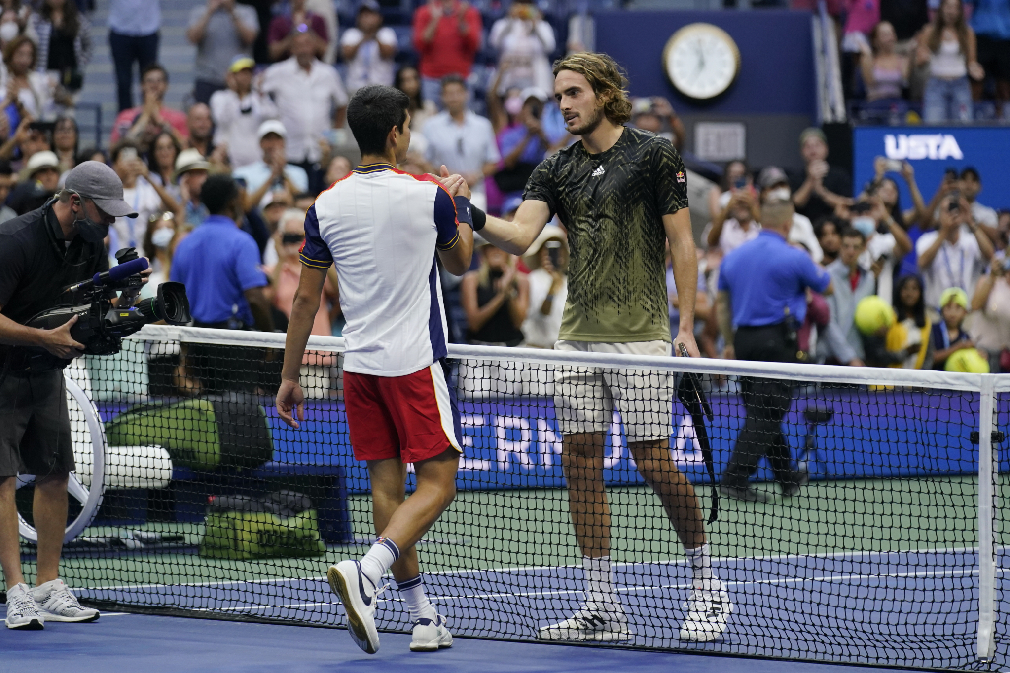 OGROMNA SENZACIJA NA US OPENU! Cicipas posle drame ispao od malo poznatog tenisera!