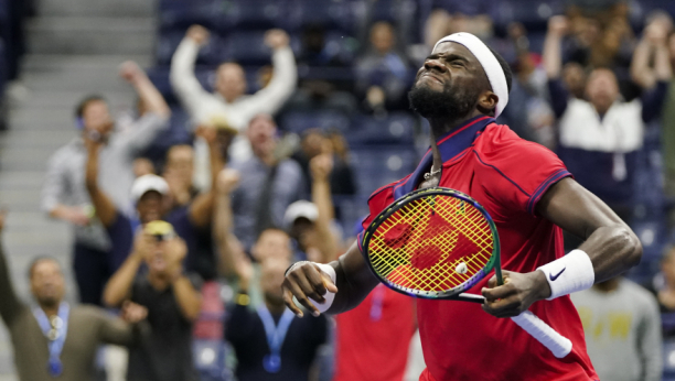 JOŠ JEDNO IZNENAĐENJE NA US OPENU! NOVAKU SE ČISTI PUT! Rubljev ispao, Amerikanac slavio u meču koji je završen dva sata nakon ponoći! (VIDEO)