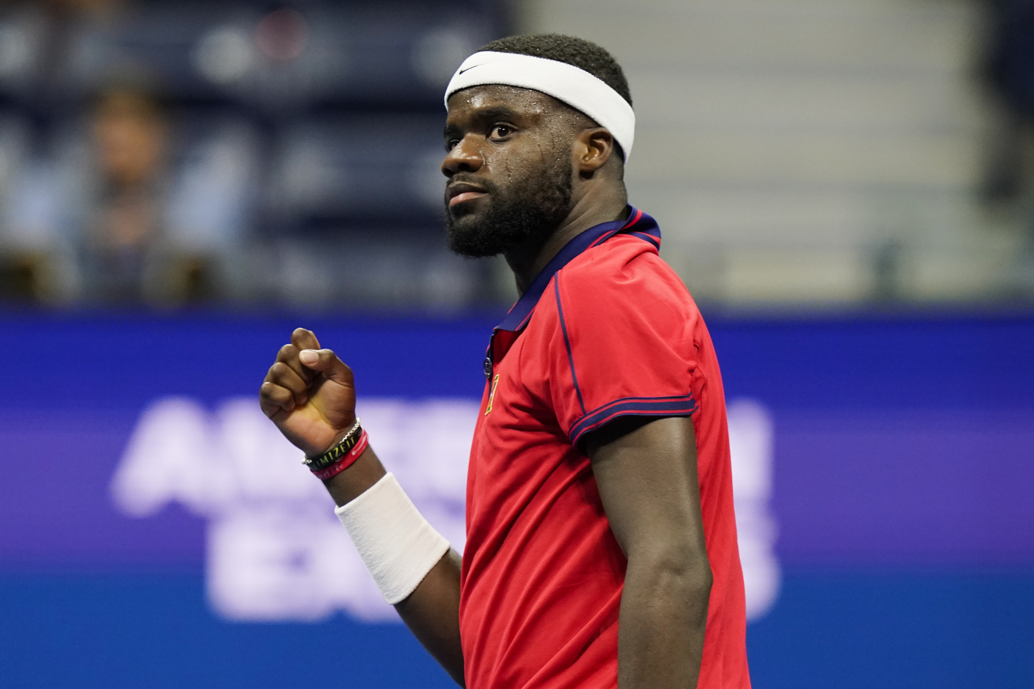 JOŠ JEDNO IZNENAĐENJE NA US OPENU! NOVAKU SE ČISTI PUT! Rubljev ispao, Amerikanac slavio u meču koji je završen dva sata nakon ponoći! (VIDEO)