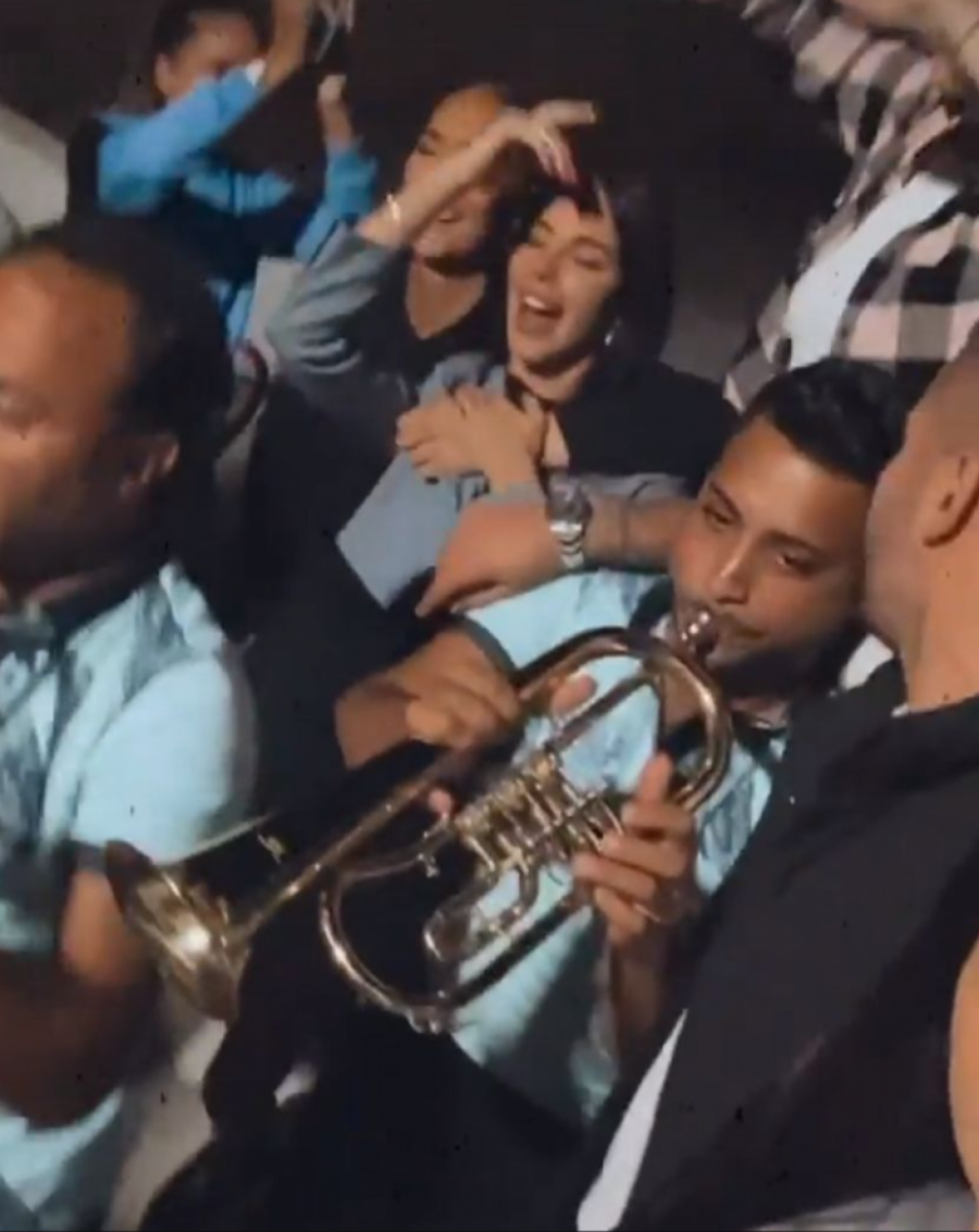 SESTRE RODIĆ ZAJEDNO NA SLAVLJU! Ne zna se koja je lepša, a odevna kombinacija Bogdane privukla je posebnu pažnju! (FOTO)