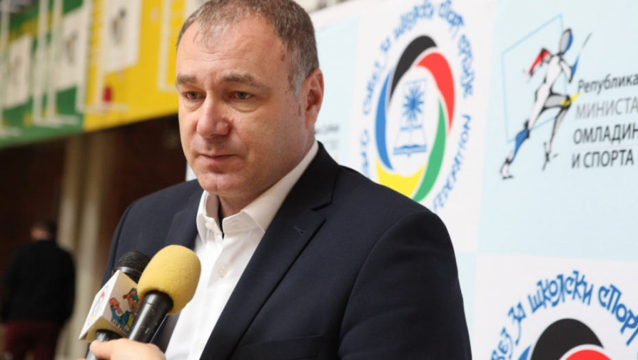 Tanasković jednoglasno reizabran za predsednika Saveza za školski sport Srbije!