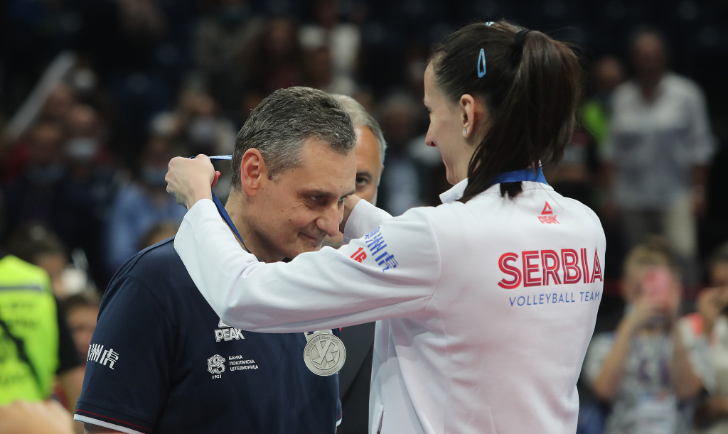 SADA I ZVANIČNO - RASTANAK! Zoran Terzić više nije selektor Srbije!