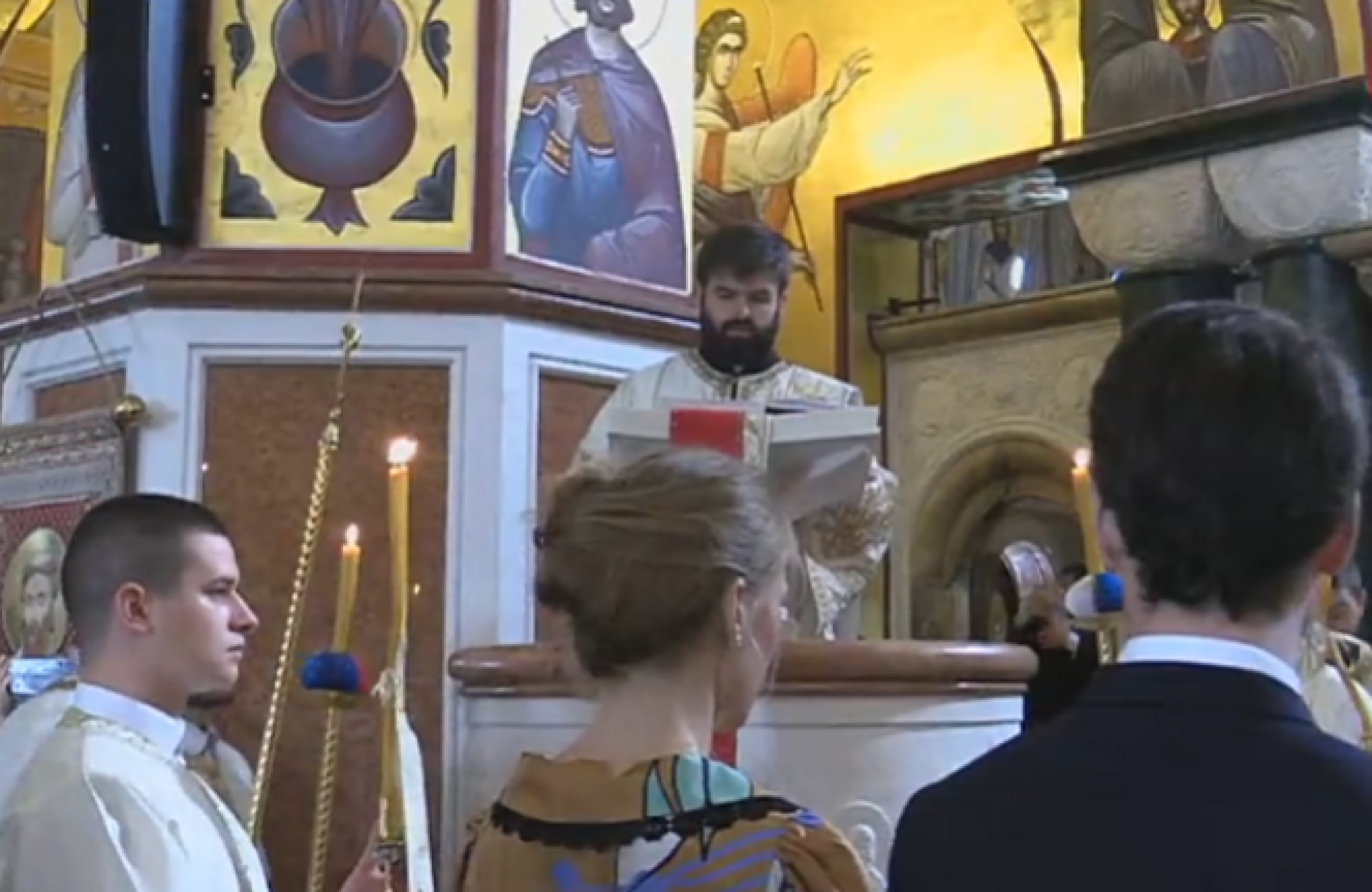 HILJADE VERNIKA IH JE DOČEKALO Mitropolit Joanikije: Znamo da su podele u Crnoj Gori veštački izazvane