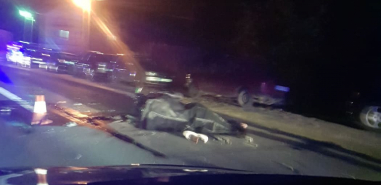 UZNEMIRUJUĆI PRIZOR SA MESTA NESREĆE Težak udes kod Trstenika, ima poginulih