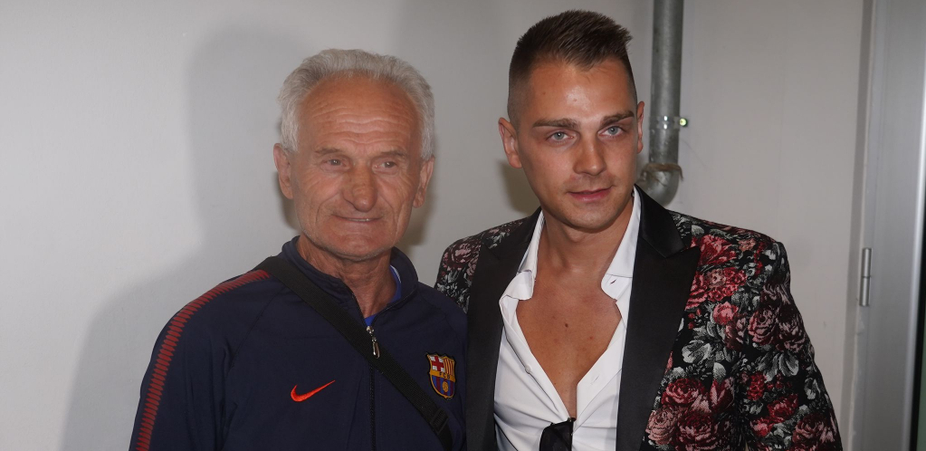 SKANDAL NEVIĐENI! LAŽNI BRAT DARKA LAZIĆA SVE PRIZNAO Vadio se da se dogovorio s pevačem! (VIDEO)