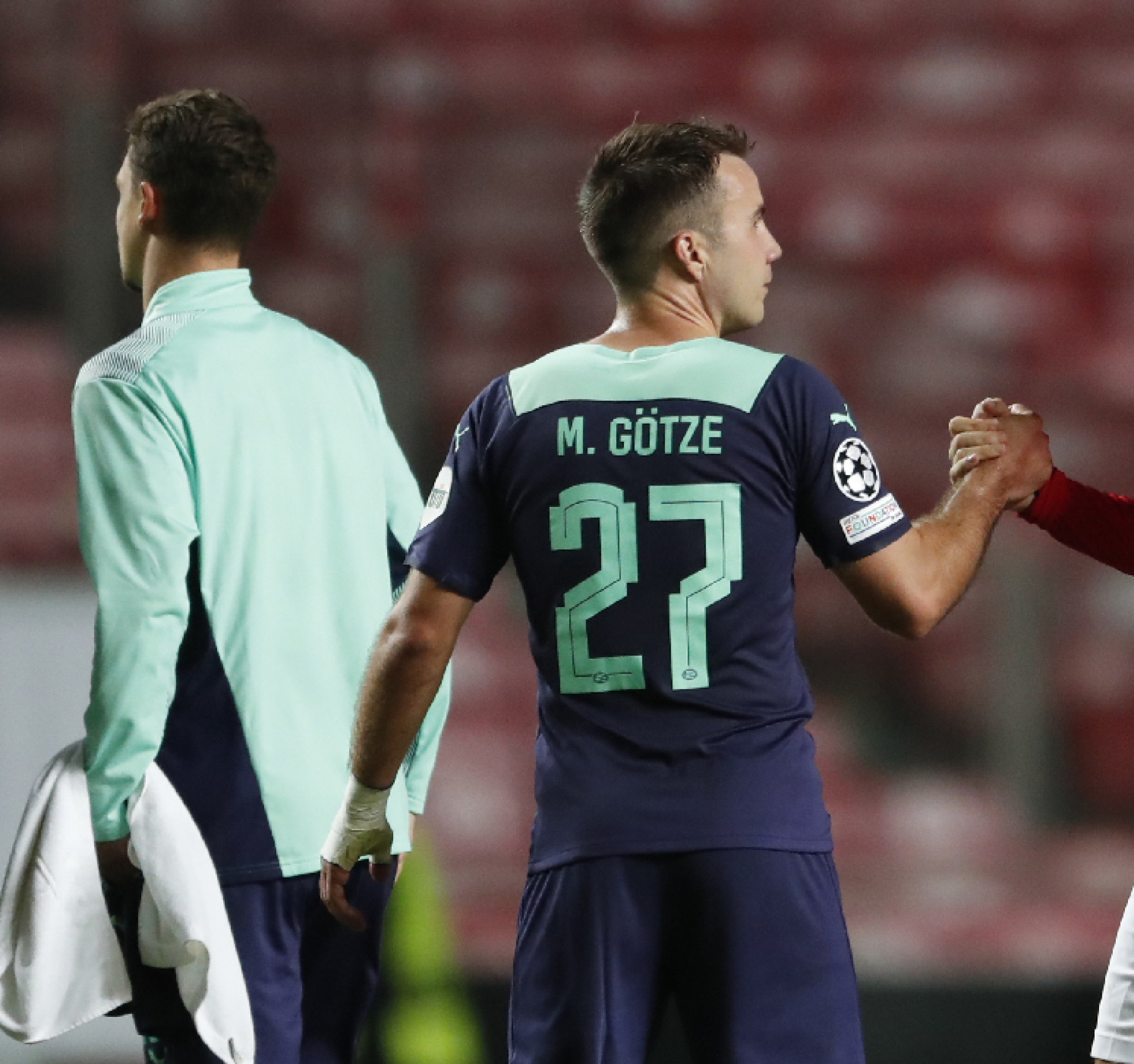 NEMCI SE SPREMAJU NA ŽIVOT BEZ SRBINA Ajntraht pronašao zamenu za Kostića, stiže heroj Nemačke