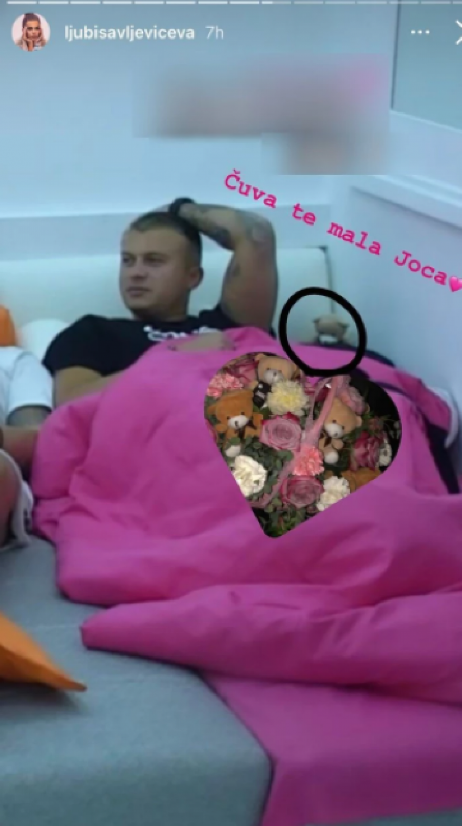 KARIĆ ODLUČIO DA STANE NA KRAJ GLASINAMA Oduševio misicu gestom u Zadruzi, ona mu javno poručila ovo! (FOTO)