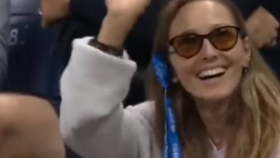 SVE ČUJEM! Zbog ovoga je Jelena Đoković postala totalni hit na US Openu! (VIDEO)
