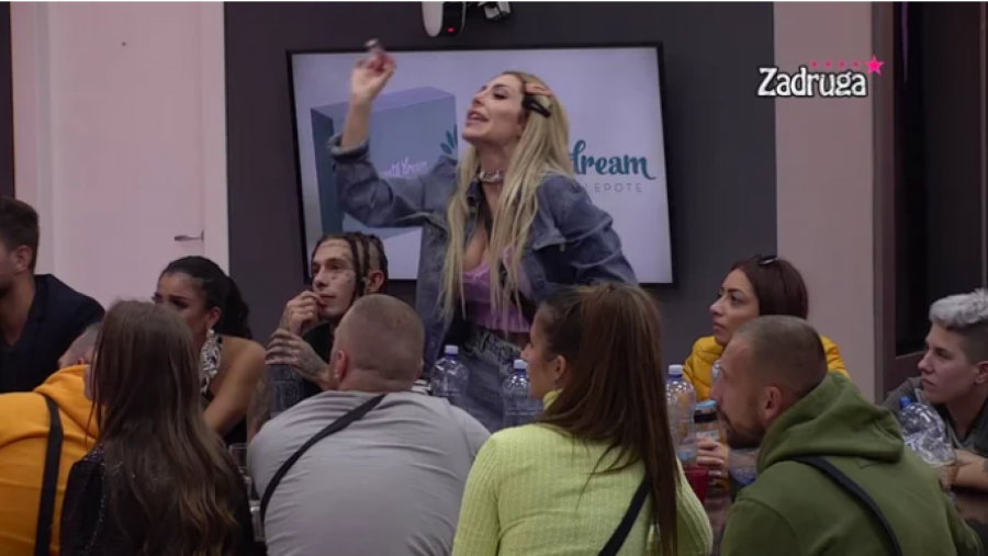 TRANS ŽENE SU ŽENE! Deniz Dejm u žestokom sukobu sa Sandijem i Irmom, Serjanićeva tvrdi: Dobila sam informaciju da si bila muško!