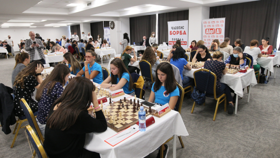 SREMCI UŽIVAJU U VRNJAČKOJ BANJI Sirmium kod žena i Sloven kod muškaraca istakli ozbiljnu kandidaturu za prvake Srbije