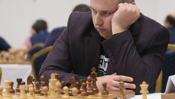 SLOVEN KROZ IGLENE UŠI, BAS DOBIO DERBI Ivanišević i Miljković doneli prevagu potrebnu za pobedu