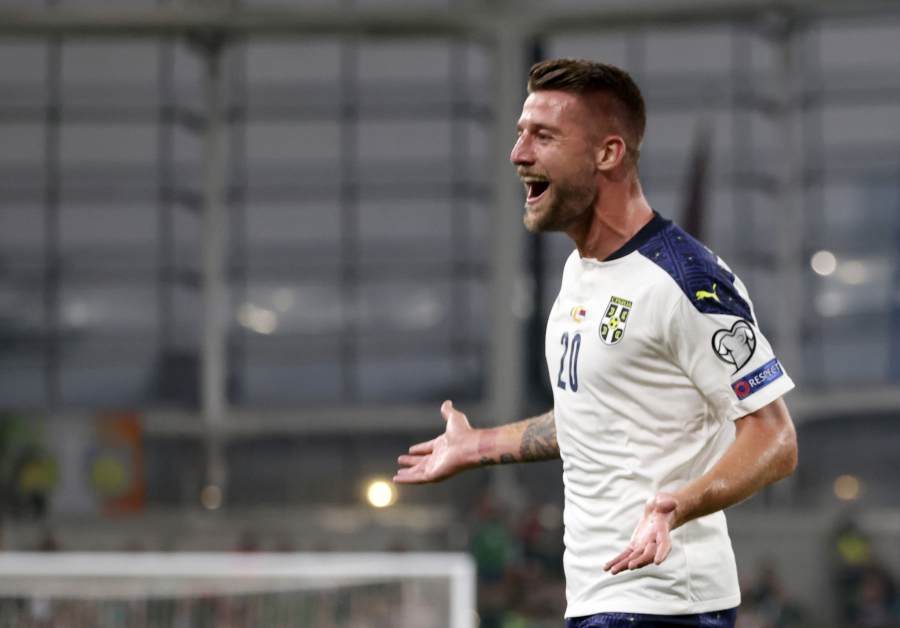 DRAMA U TRCI ZA ZLATNU LOPTU Reprezentativci Srbije Mitrović, Tadić, Vlahović i Sergej nadmeću se za priznanje FSS