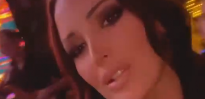 PRIJOVIĆKA PALA U TRANS NA BRENINOM NASTUPU, PEVAČICA PEVALA U ČIPKASTIM GAĆICAMA Ovako su se provodile