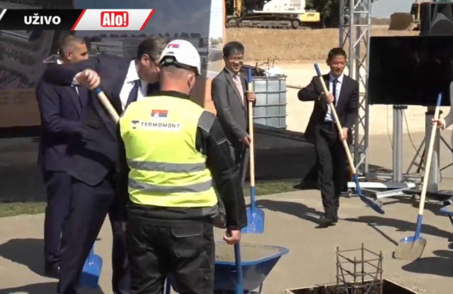 VUČIĆ INFORMISAO JAVNOST Bićemo među prvima u svetu