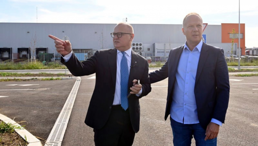 GORAN VESIĆ: Počela izgradnja nove carinarnice Luke Beograd