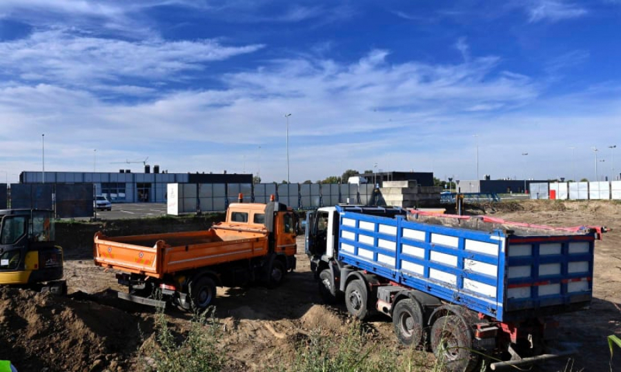 GORAN VESIĆ: Počela izgradnja nove carinarnice Luke Beograd