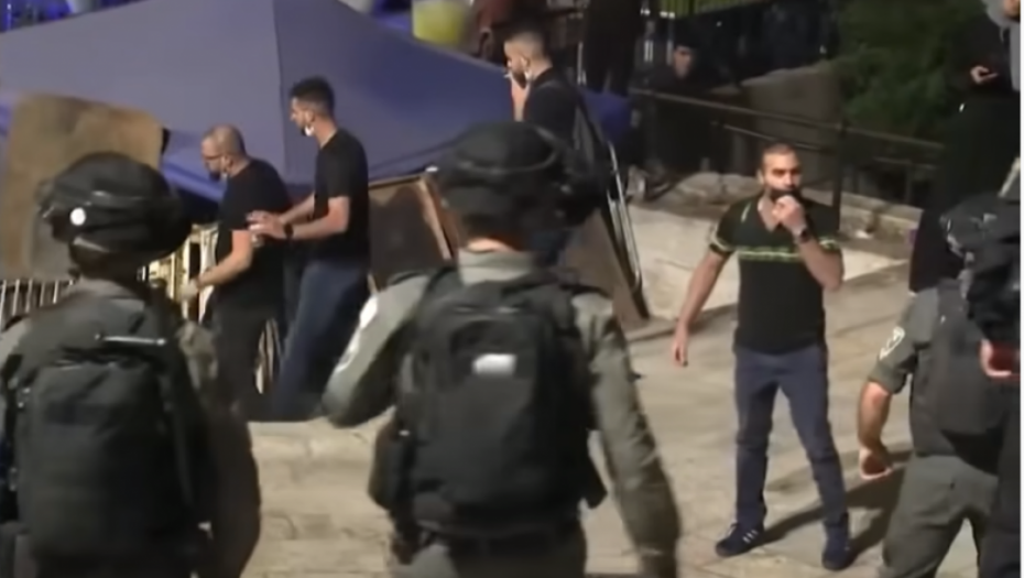 IZRAELSKA POLICIJA UBILA PALESTINCA Nožem nasrnuo na policajce, pokušao da ih izbode