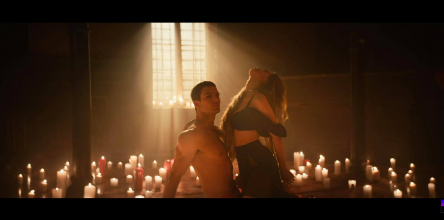 MILICA ZARADILA MILION Pesma iz serije 