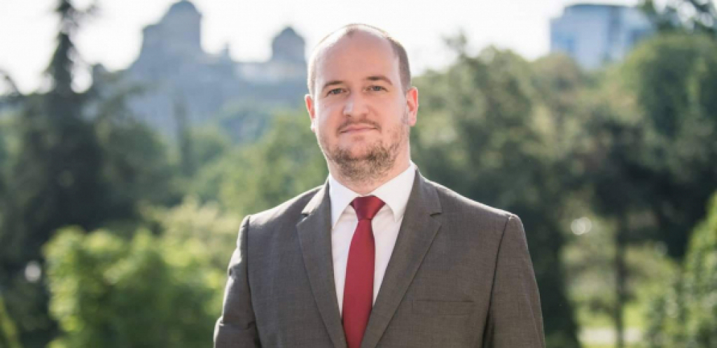 NEMANJA JOKSIMOVIĆ JASAN: Žuti tajkun Đilas večerašnjim se nastupom na svojoj privatnoj televiziji kandidovao za orden prvog prevaranta Srbije