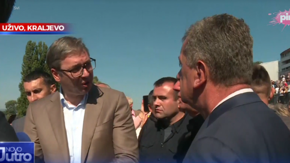 NEMOJ DA LAŽETE PREDSEDNIKA, BRE Haos u Kraljevu, građanin napao Drobnjaka, Vučić odgovorio: Znam da me lažu, vidim ja to