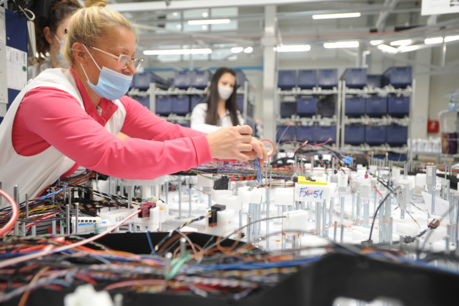 DVE MILIJARDE OD DRŽAVE ZA PRIVREDU Najveće interesovanje za nabavku opreme, ovi konkursi su još otvoreni