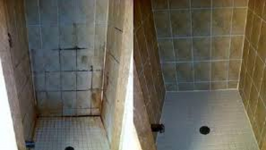 DA VAM KUPATILO IZGLEDA KAO NOVO: Napravite sami sredstvo za skidanje buđi - za samo 100 dinara, a bez ribanja