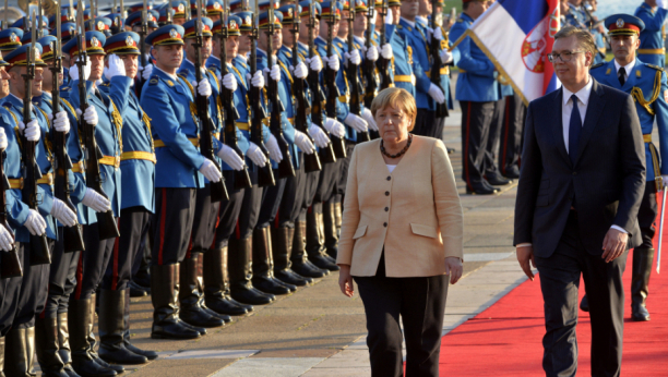 NISAM PROROK, NE ZNAM ŠTA ČE BITI KADA MERKEL ODE Vučić: Na Srbiji je da sprovodi reforme radi svog napretka