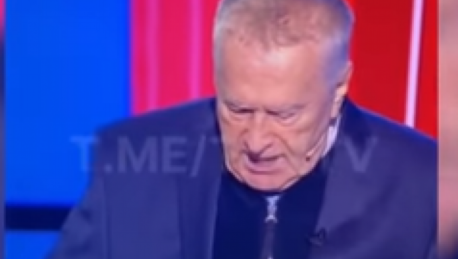 PEH ZA VREME TV RASPRAVE Poznati i ugledni političar umalo ostao bez pantalona(VIDEO)