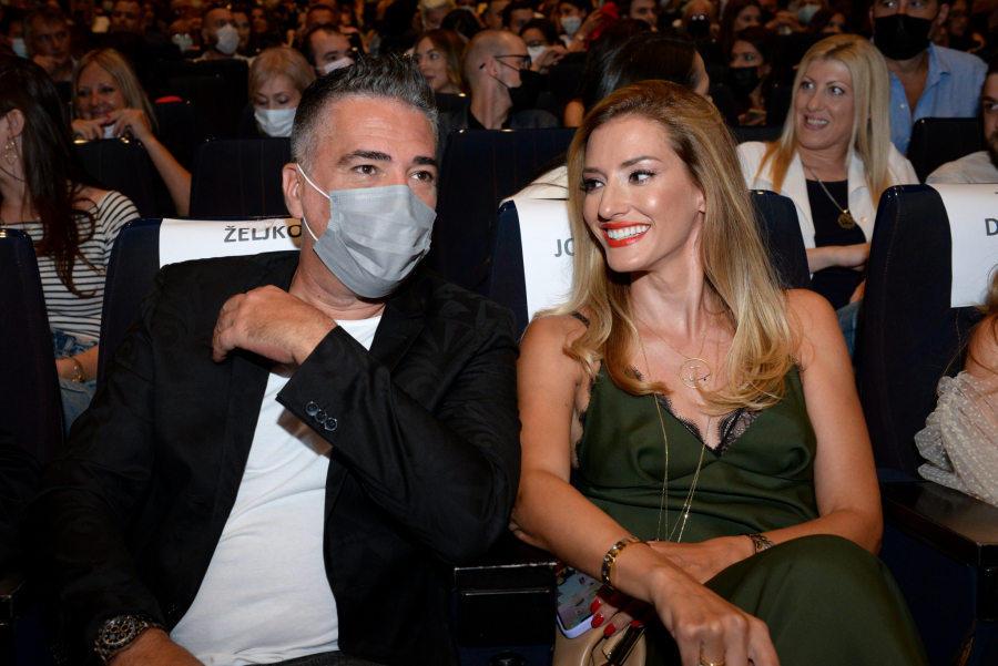 ŽELJKO MI JE OSTAO DUŽAN Leontina 20 godina ćutala o odnosu sa Joksimovićem, sada sve ispričala!